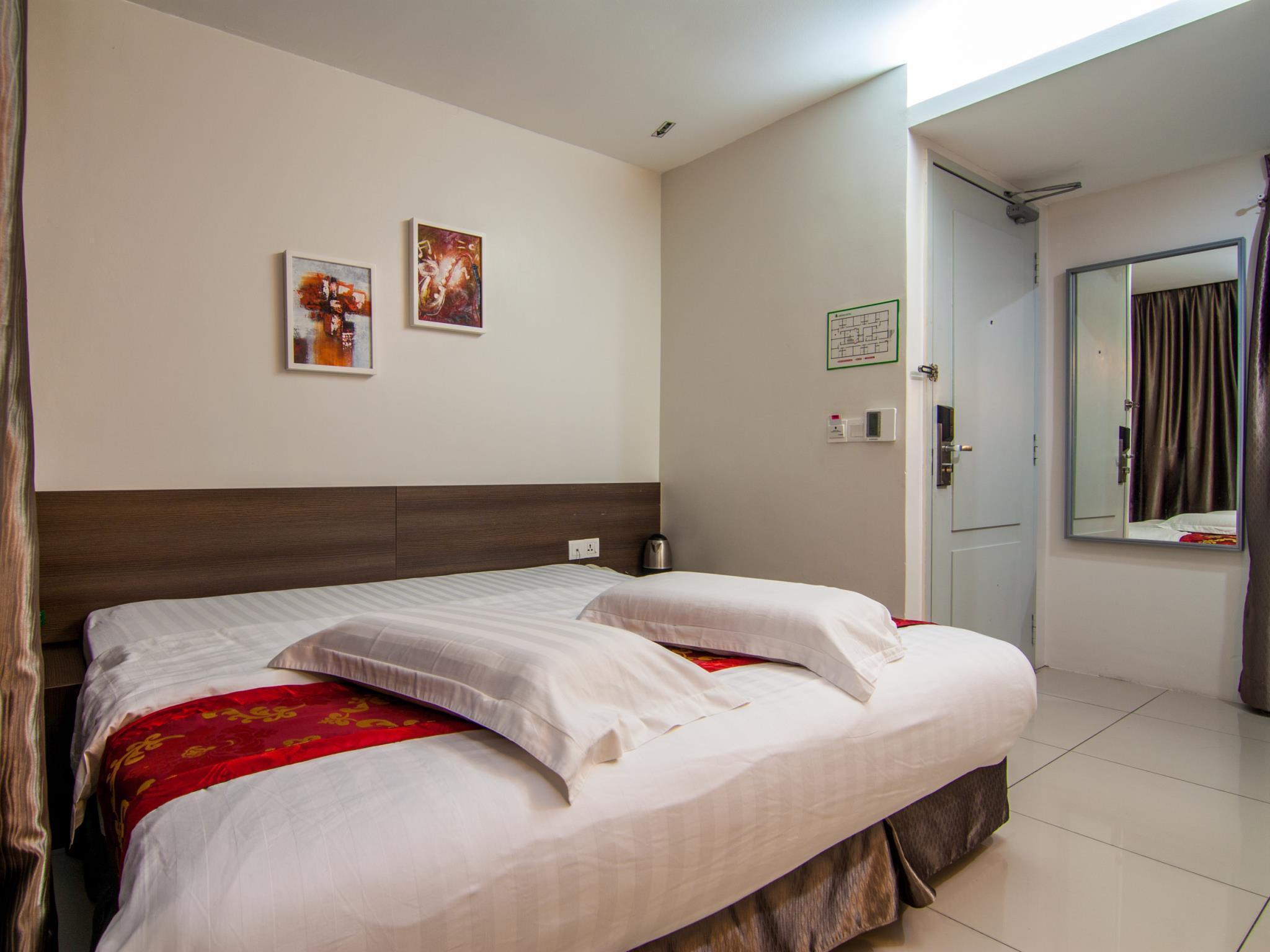 Green Hotel Puchong Exterior photo