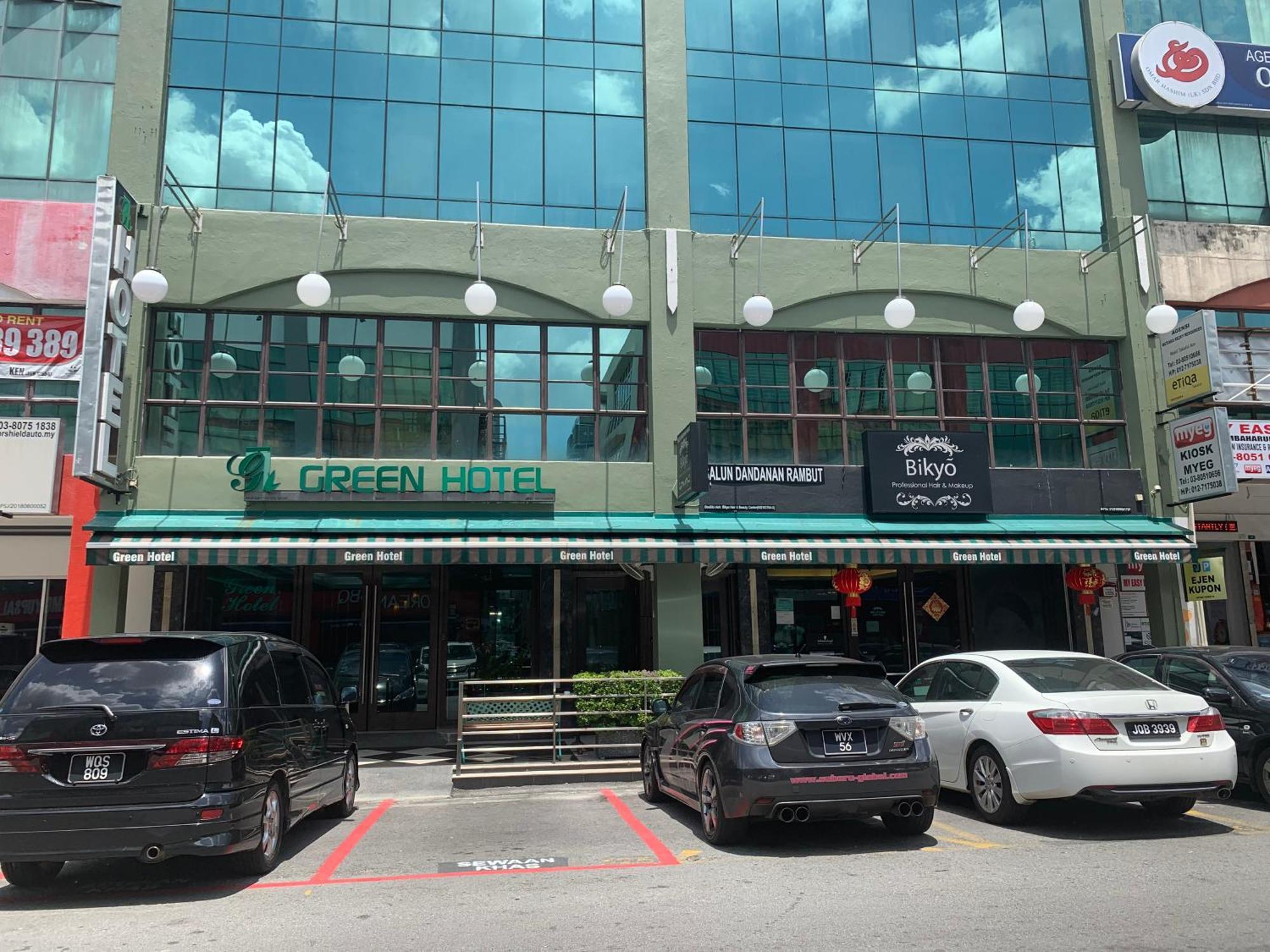 Green Hotel Puchong Exterior photo