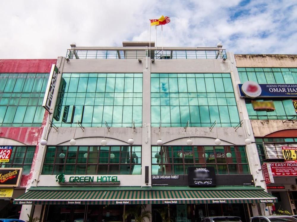 Green Hotel Puchong Exterior photo