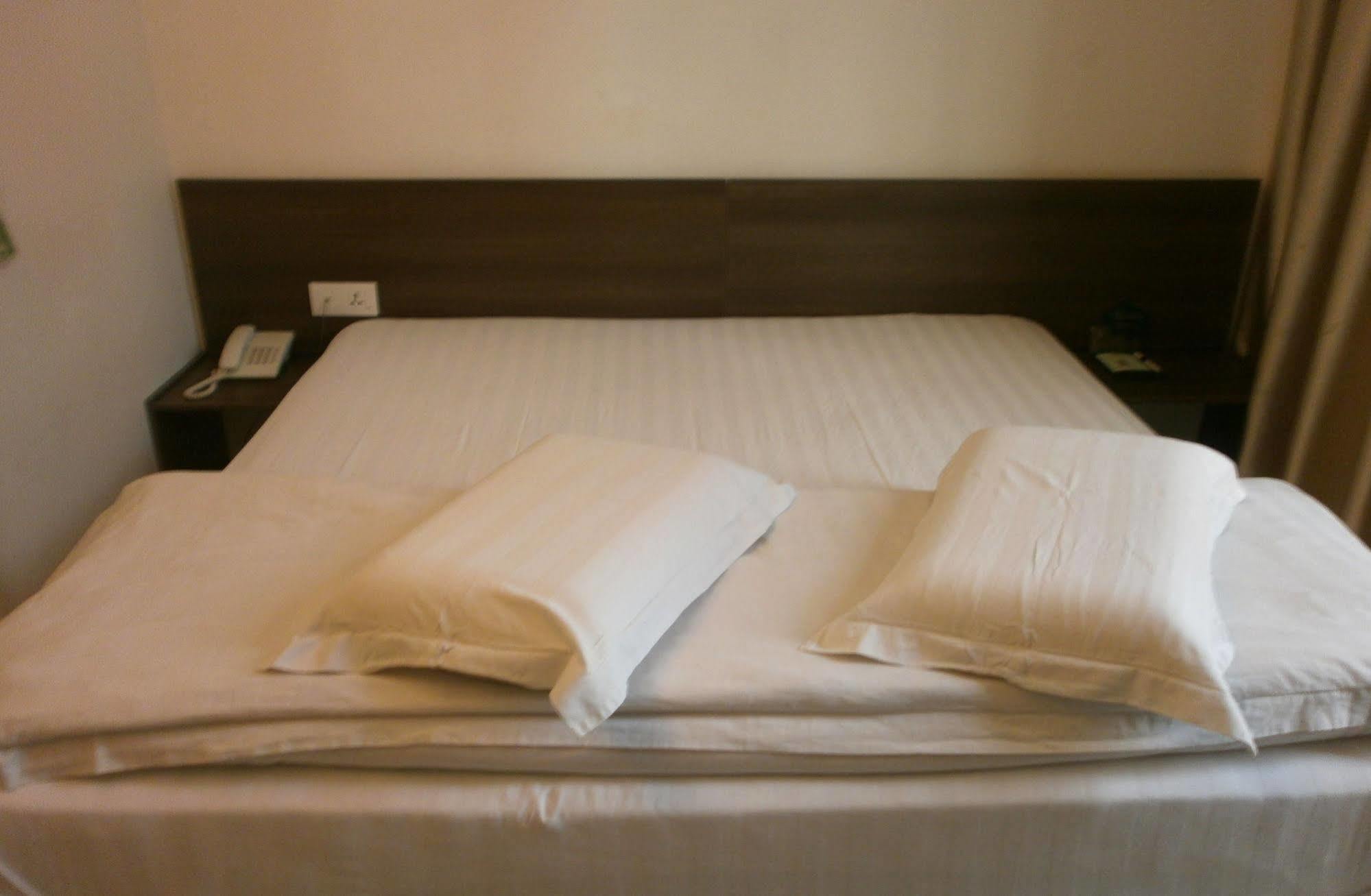 Green Hotel Puchong Exterior photo